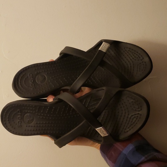 Crocs women's black heeled sandals size 8 - Picture 3 of 9